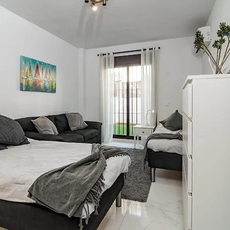 Modern 3 Bedroom In With A Heated Pool Close To Puerto Banus Apartament Marbella