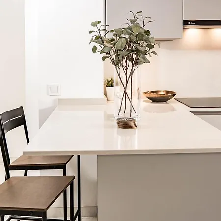 Modern 3 Bedroom In With A Heated Pool Close To Puerto Banus * Marbella